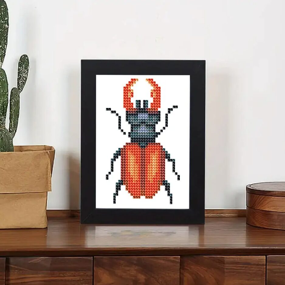 Lot de 8 Mini Diamond Painting – Le monde fascinant des insectes
