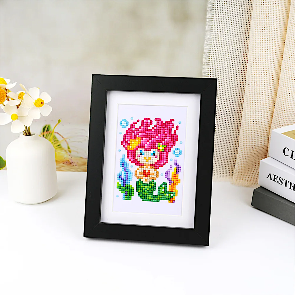Set of 8 Mini Diamond Painting – Fairytale World and Enchanted Characters