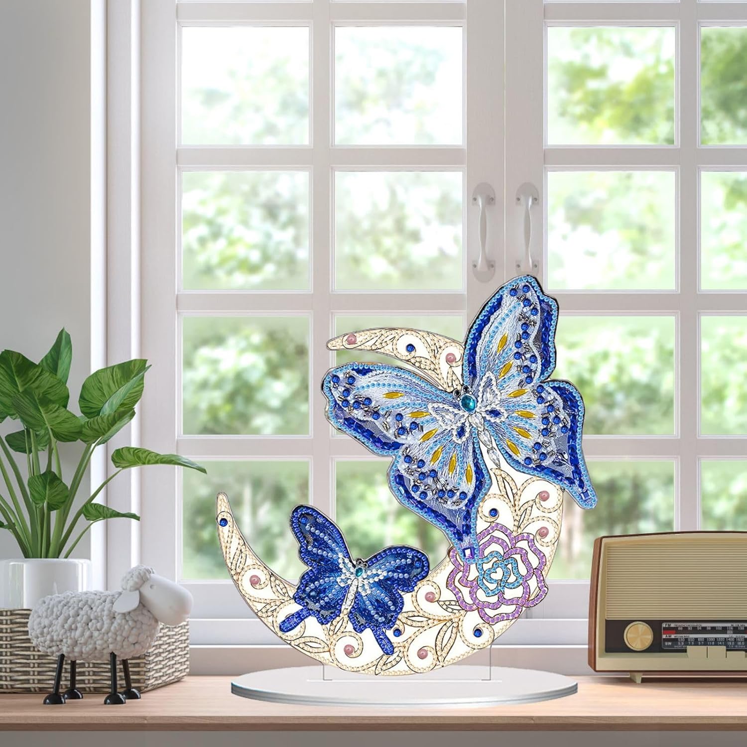 Papillons de Lune – Objet Décoratif sur Pied